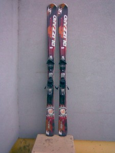 0091Blizzard MAGNUM 7.7 160cm / R16m a 167cm / R17