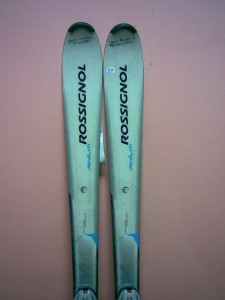 0051 Rossignol AXIUM 160cm / R14